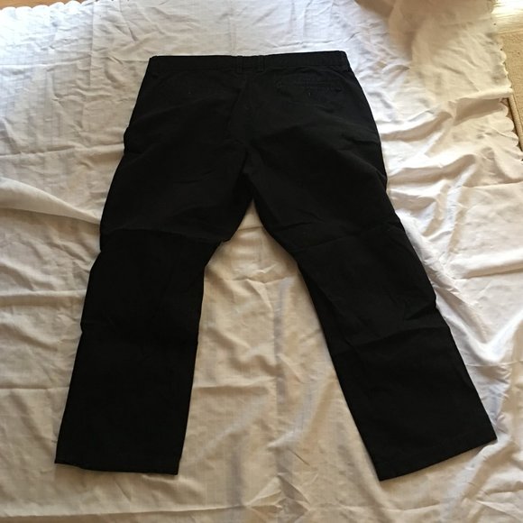 One (1) Pair Men's Old Navy Black Khaki Pants. - Picture 2 of 2